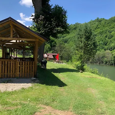 Casa Pescarului Apuseni Gasthof *
